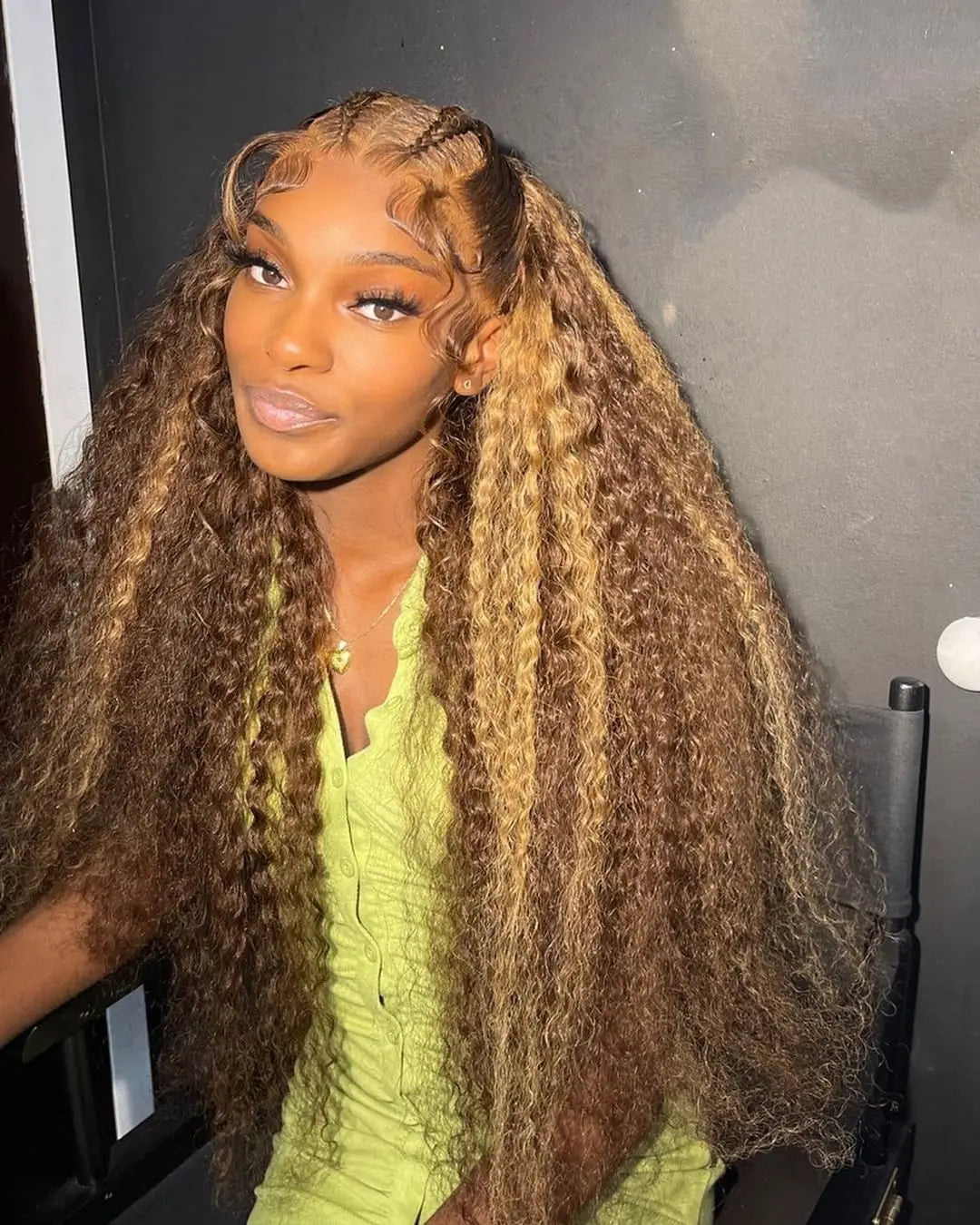 P427 Curly Highlight Wig Human Hair 13x4 HD Lace Frontal Wigs Preplucked 200 Density    100% Human Hair Deep Wave wig For Women