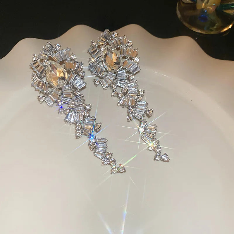 Luxury Design Sparkly Full Crystal Dangle Drop Earrings for Women Exaggerated Long Earrings Female Wedding Ear Accessories