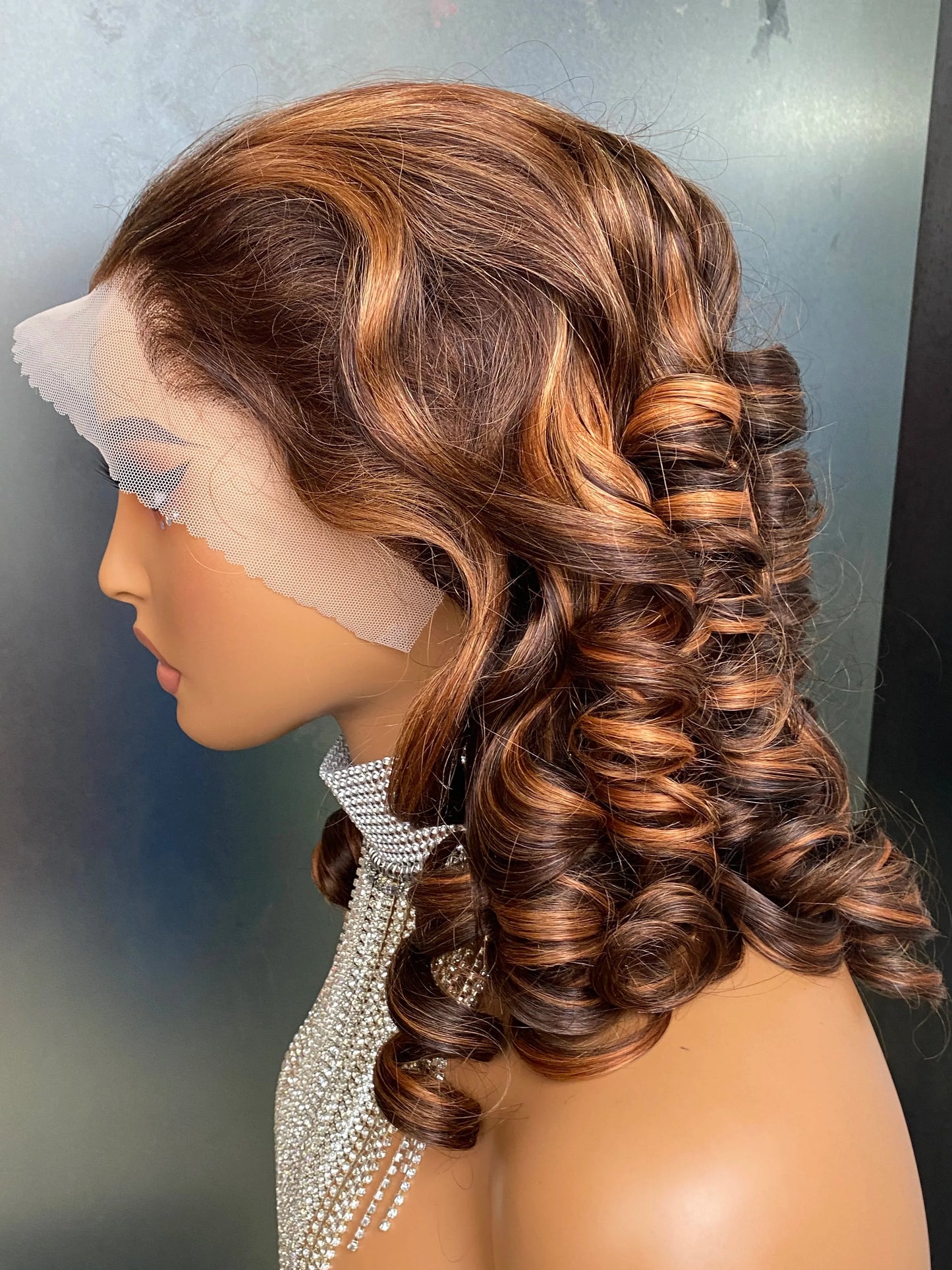 Double Drawn Curly Human Hair Wigs 13x4 Lace Frontal Bouncy Curly Loose Wave Lace Frontal Wigs Human Hair Wigs for Women