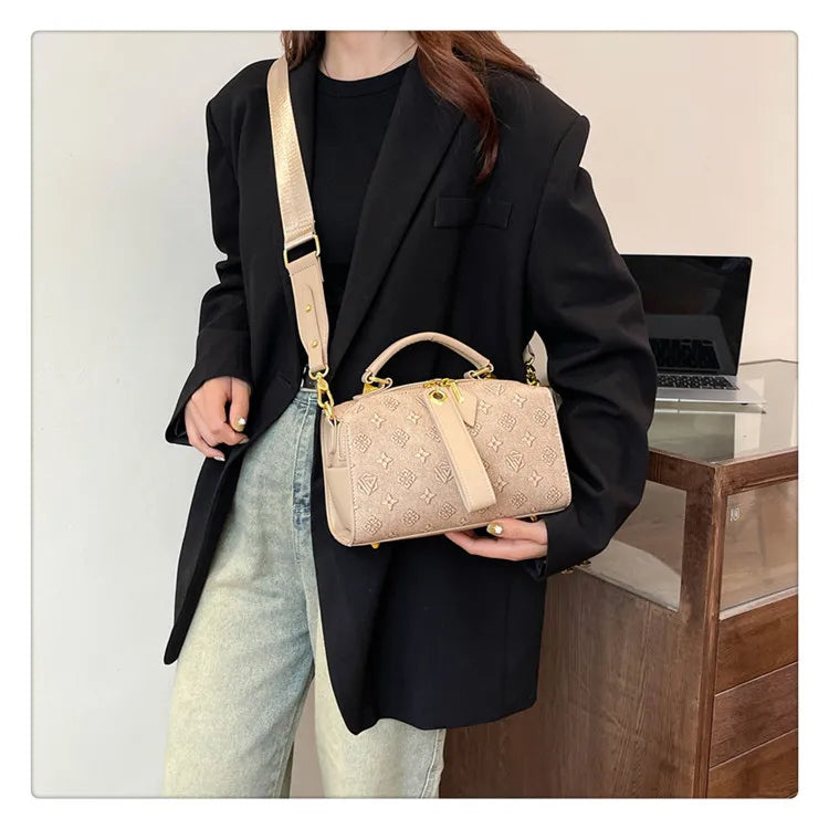 2025 New Boston Bag for Women Fashion Printed Pillow Bag Wide Strap Shoulder Crossbody Bag Casual Work