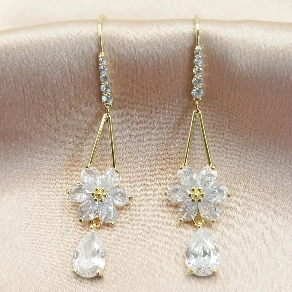 Luxury Crystal Flower Water Drop Dangle Earrings for Women Temperament Trendy Gold Color Zircon Wedding Bride Korea Jewelry Gift