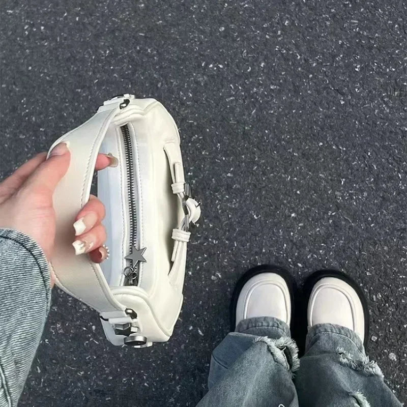 The New 2025 Baguette Bag for Women Is A Trendy Underarm Bag Made of Pu Leather with A Unique Star-shaped Buckle
