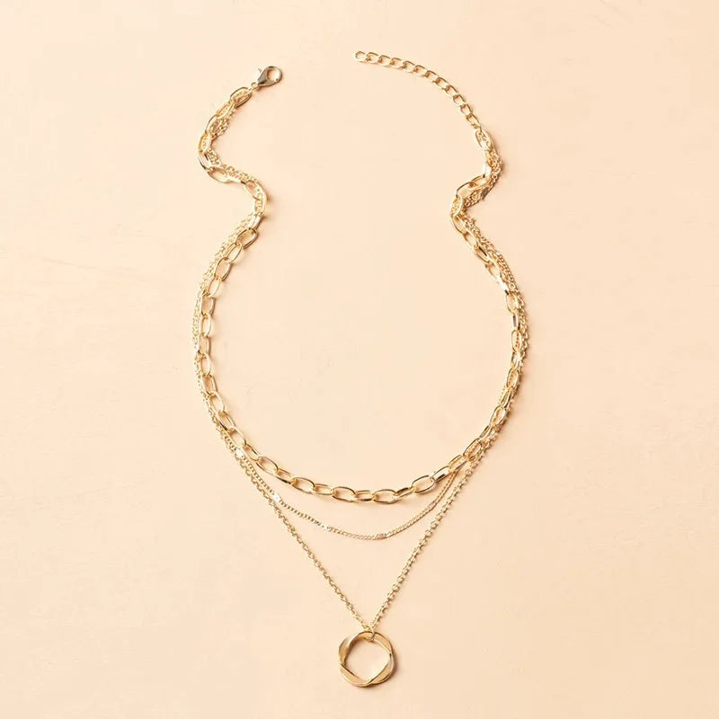 Multilayer Pendant Necklace on Neck Chain Women Alloy Circle Star Charm Layered Necklace Vintage Female Neck Jewelry choker