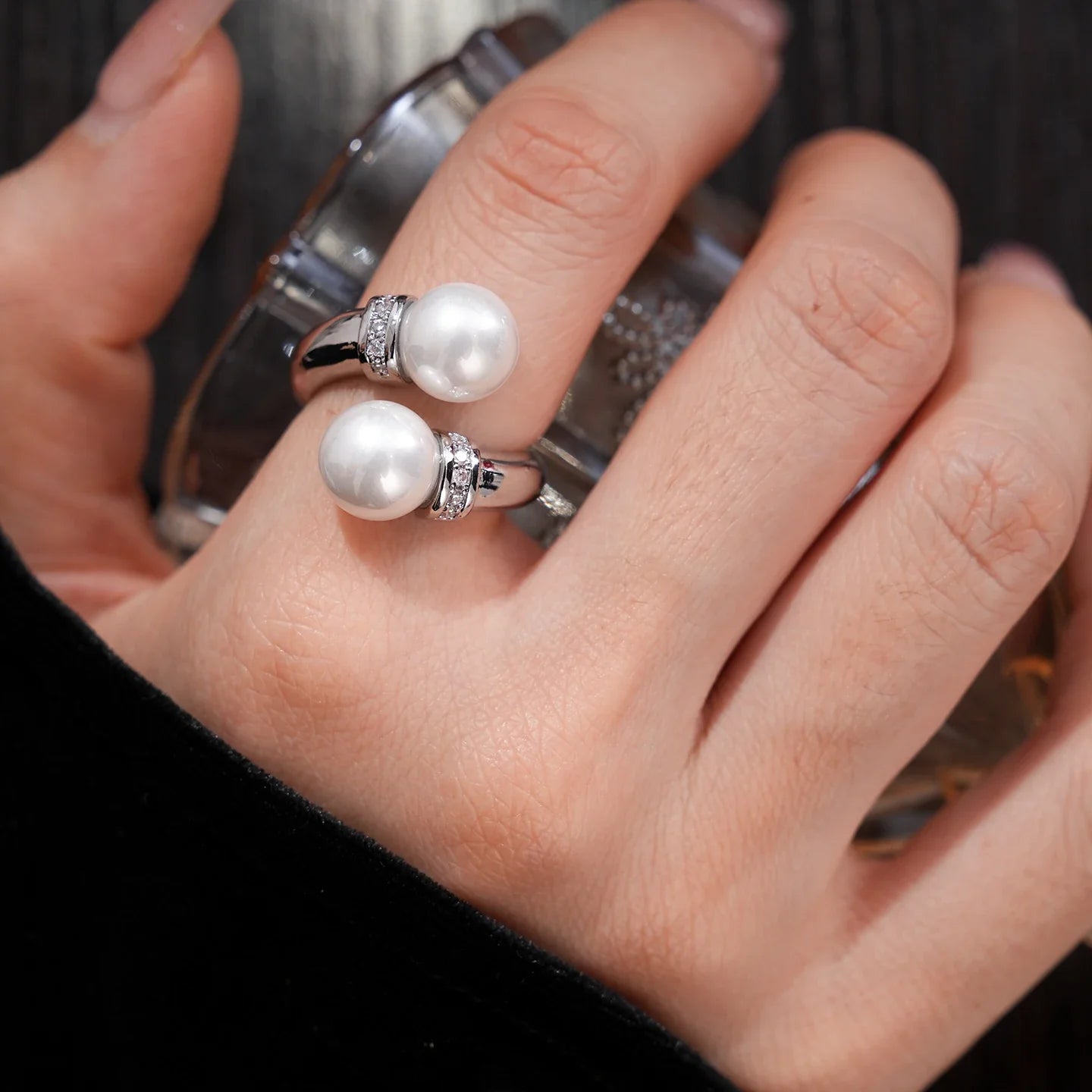 Statement New Pearl Rings For Women Luxury Fashion Designers Finger Hand Jewelry Ring