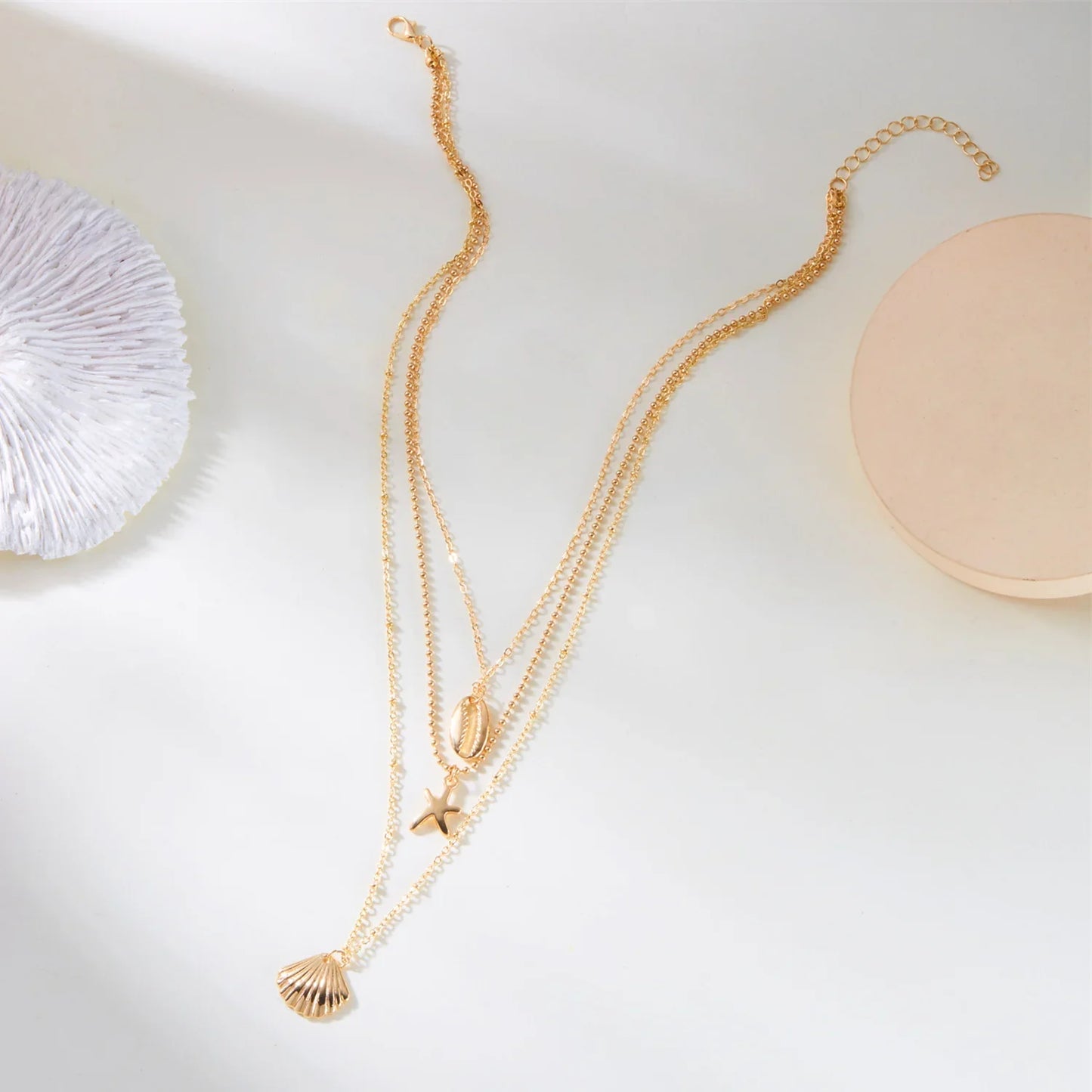 Simple Layered Pendant Necklace for Women Vintage Metal Starfish Sea Shell Multi layer Necklaces Vacation Ocean Style Jewelry