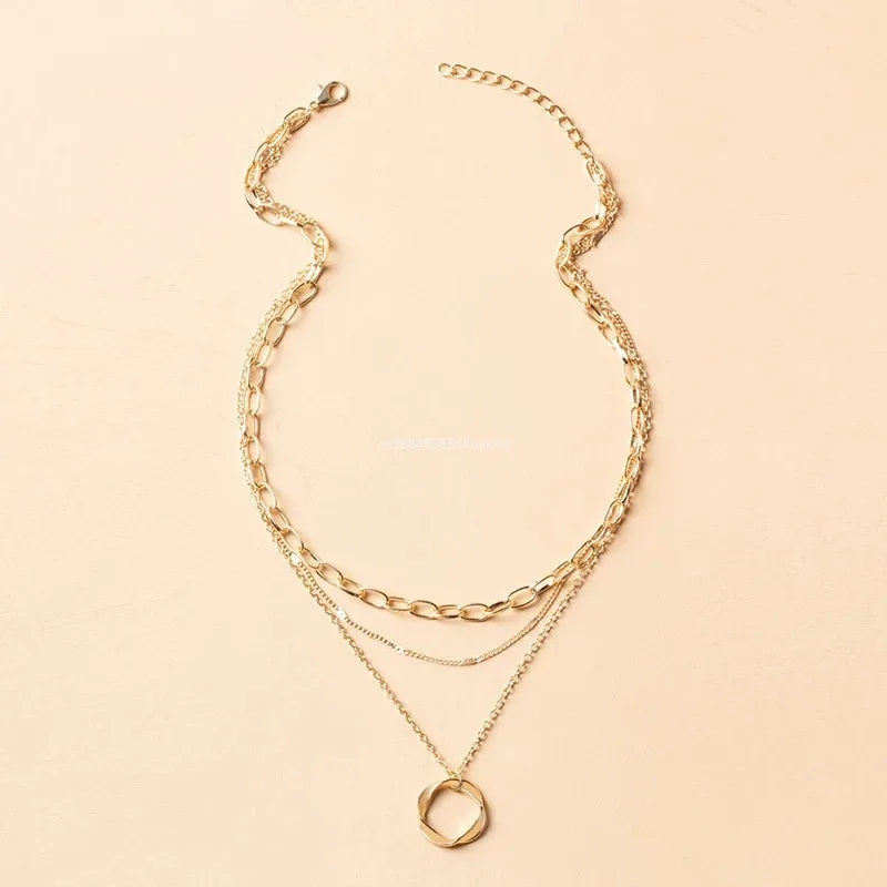 Multilayer Pendant Necklace on Neck Chain Women Alloy Circle Star Charm Layered Necklace Vintage Female Neck Jewelry choker